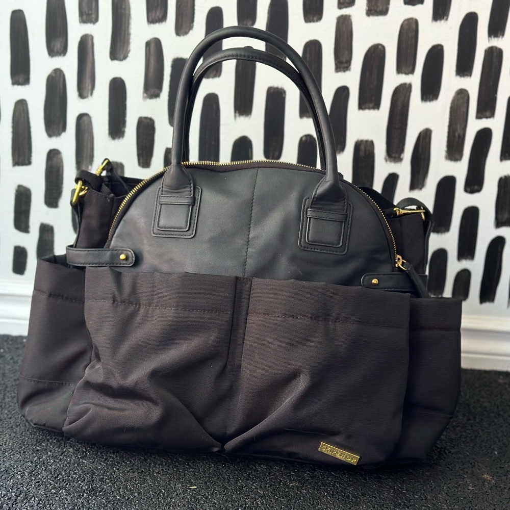 Skip hop diaper bag long strap EUC!